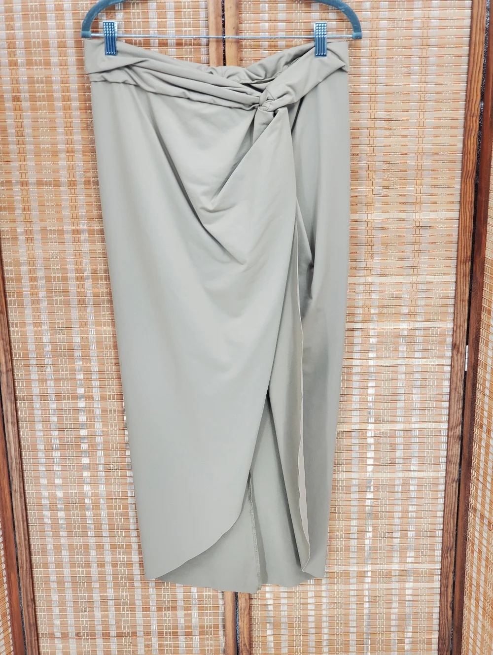 ☆ Skims Sarong Recycled Polyester Swim Skirt Cover Up Size XL Beige